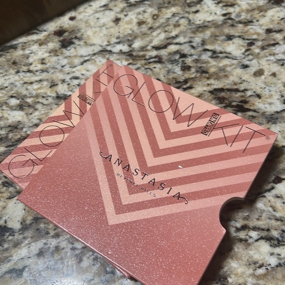 🌙💕Anastasia Beverly Hills Sundipped Highlighter - Picture 10 of 12